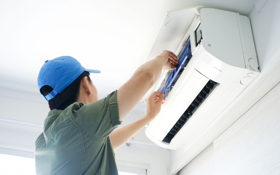 Ductless mini split heating and air conditioning service in Louisville